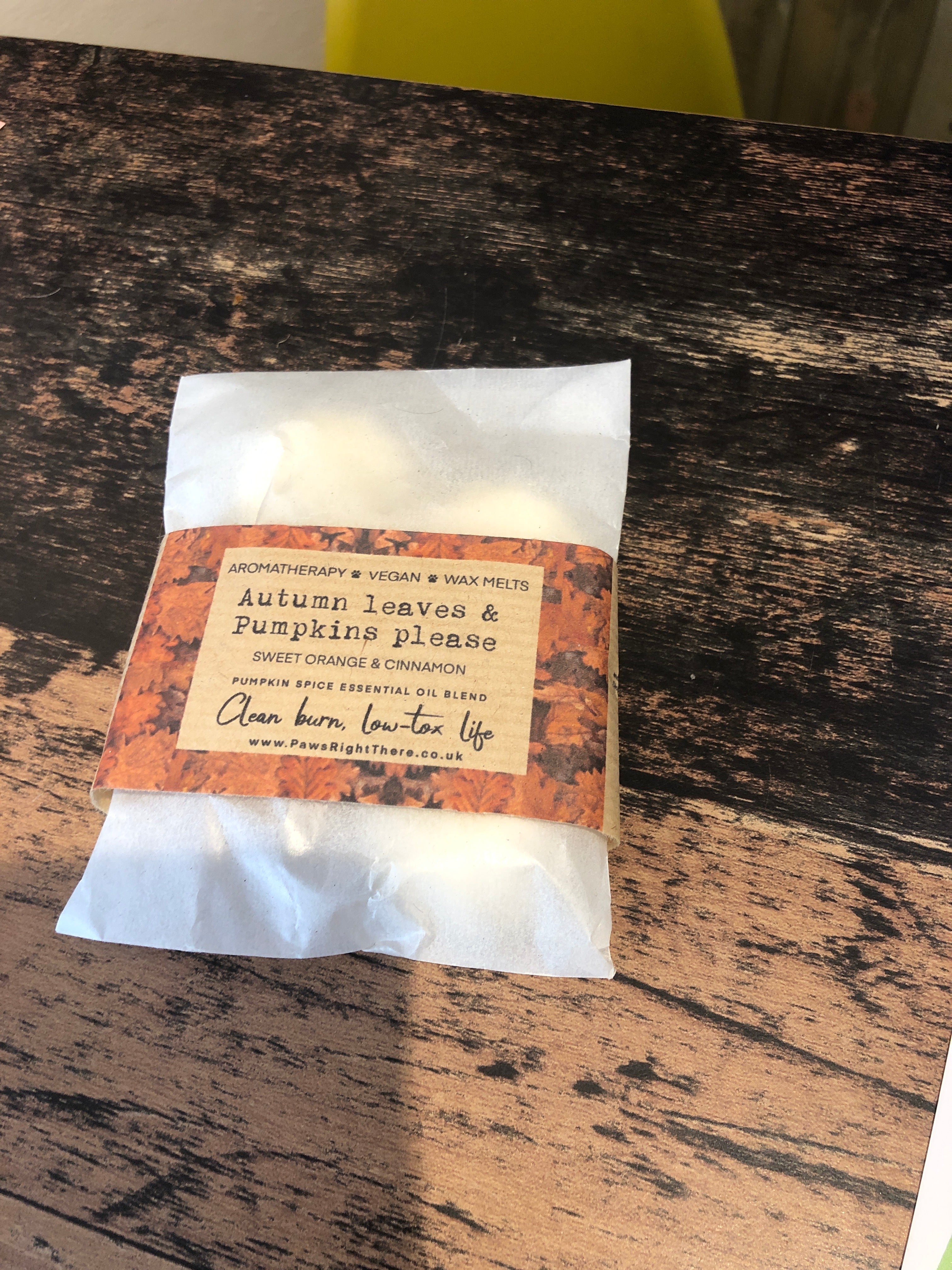 Autumn leaves & pumpkins wax melt