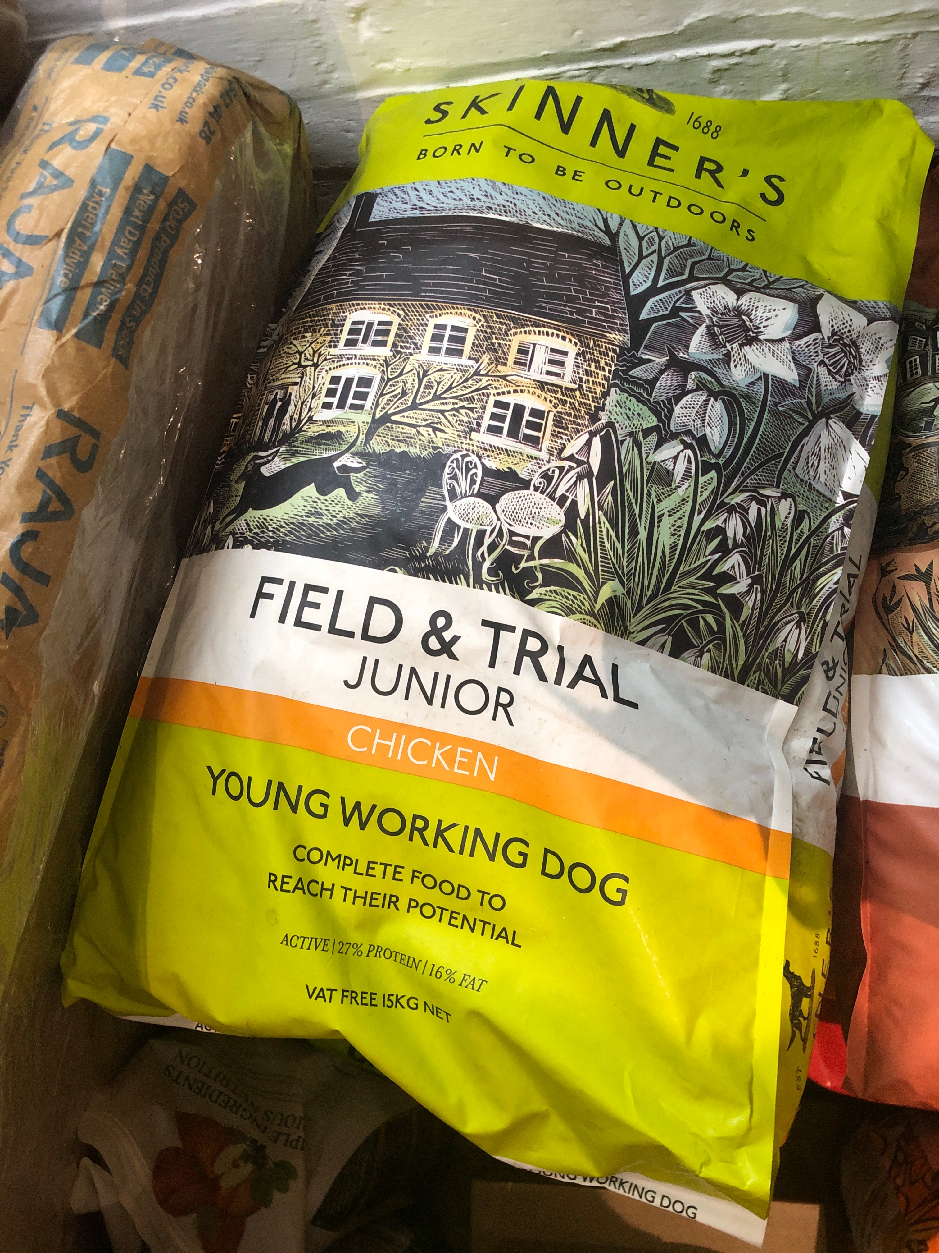 Field & Trial Junior Chicken Skinners - Complete Dog Food